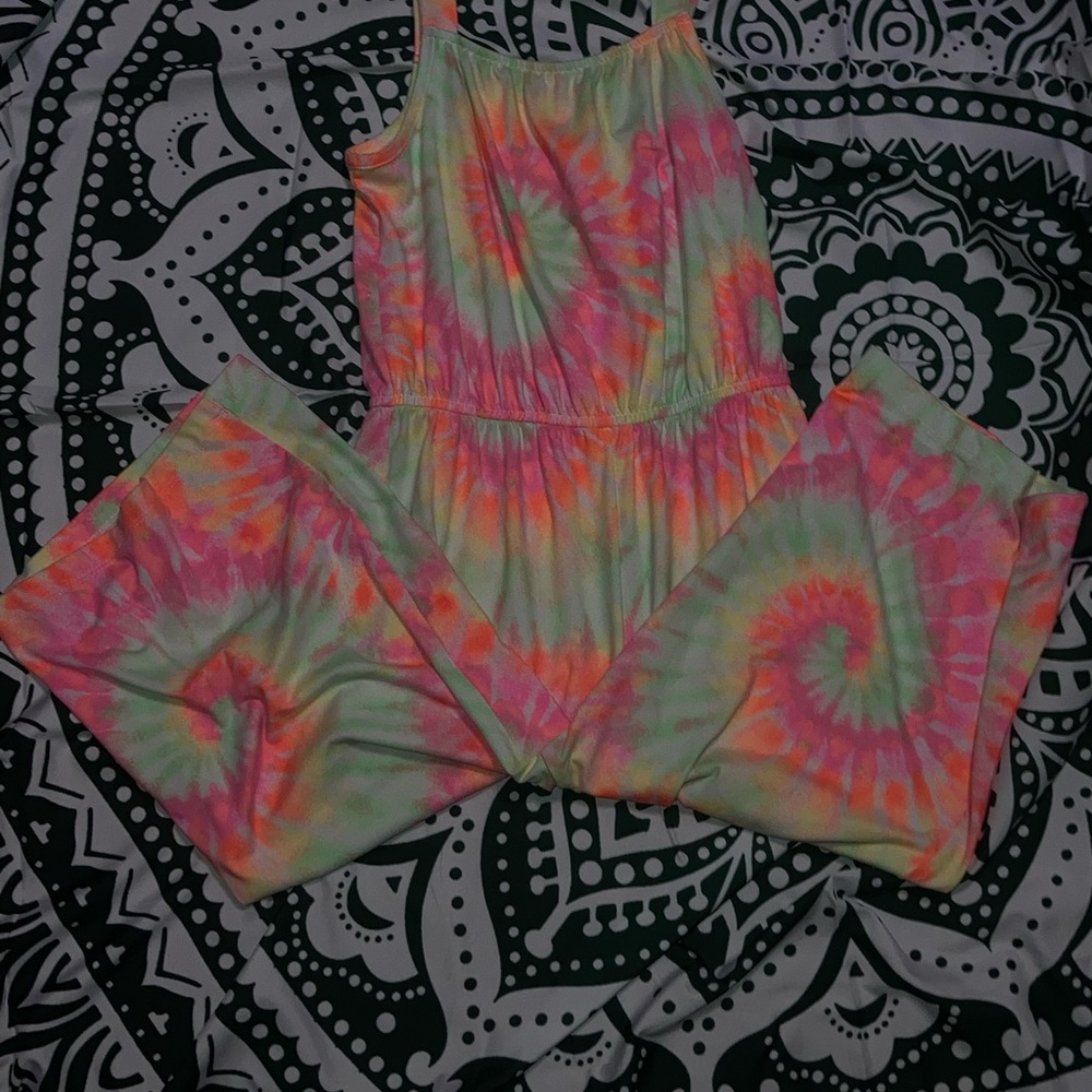 Girls sz 7/8 NWOT FULL BODY ROMPER TIE DYE